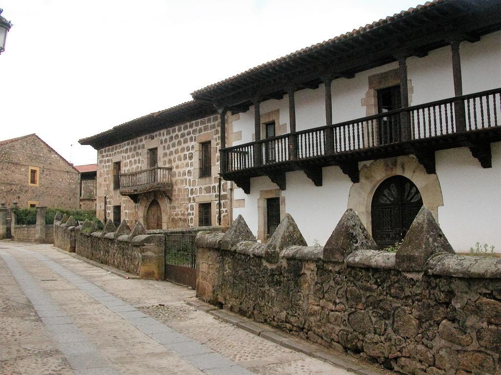Hostal Visontium Vinuesa Exterior foto